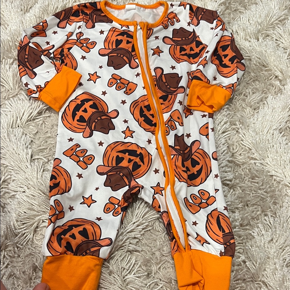 Halloween Pumpkin Print Baby One-Piece Sleeper - Orange & White